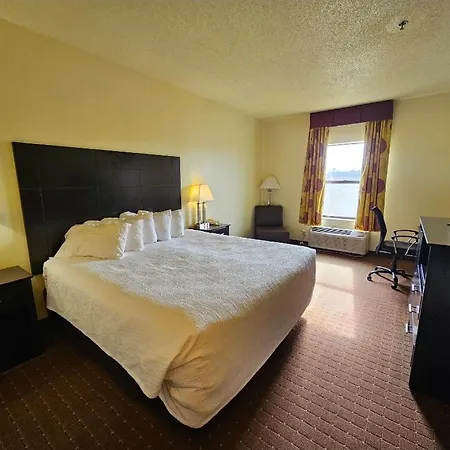 Parkfield Inn